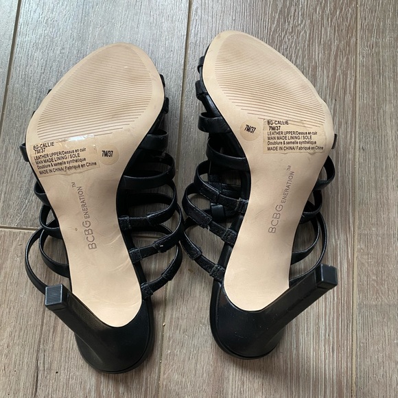 Strappy slip on heels - Picture 9 of 11